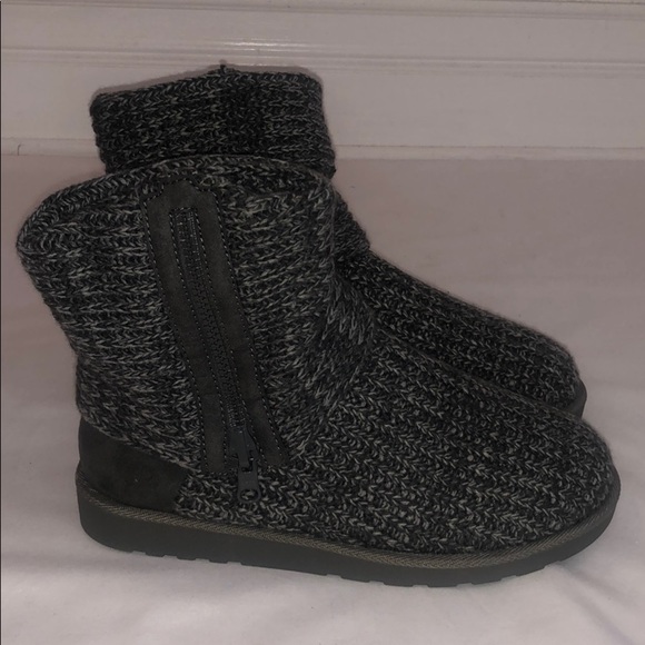 New Women's SO Gray Sweater Boots - Picture 7 of 14